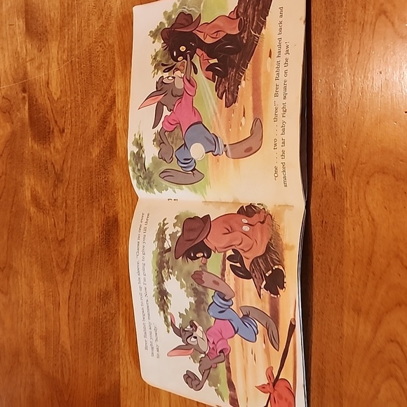 Walt Disney Brer Rabbit and the Tar Baby Book and Record - Picture 4 of 5
